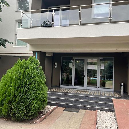Tranzzit Airport Apartament Otopeni Exterior photo