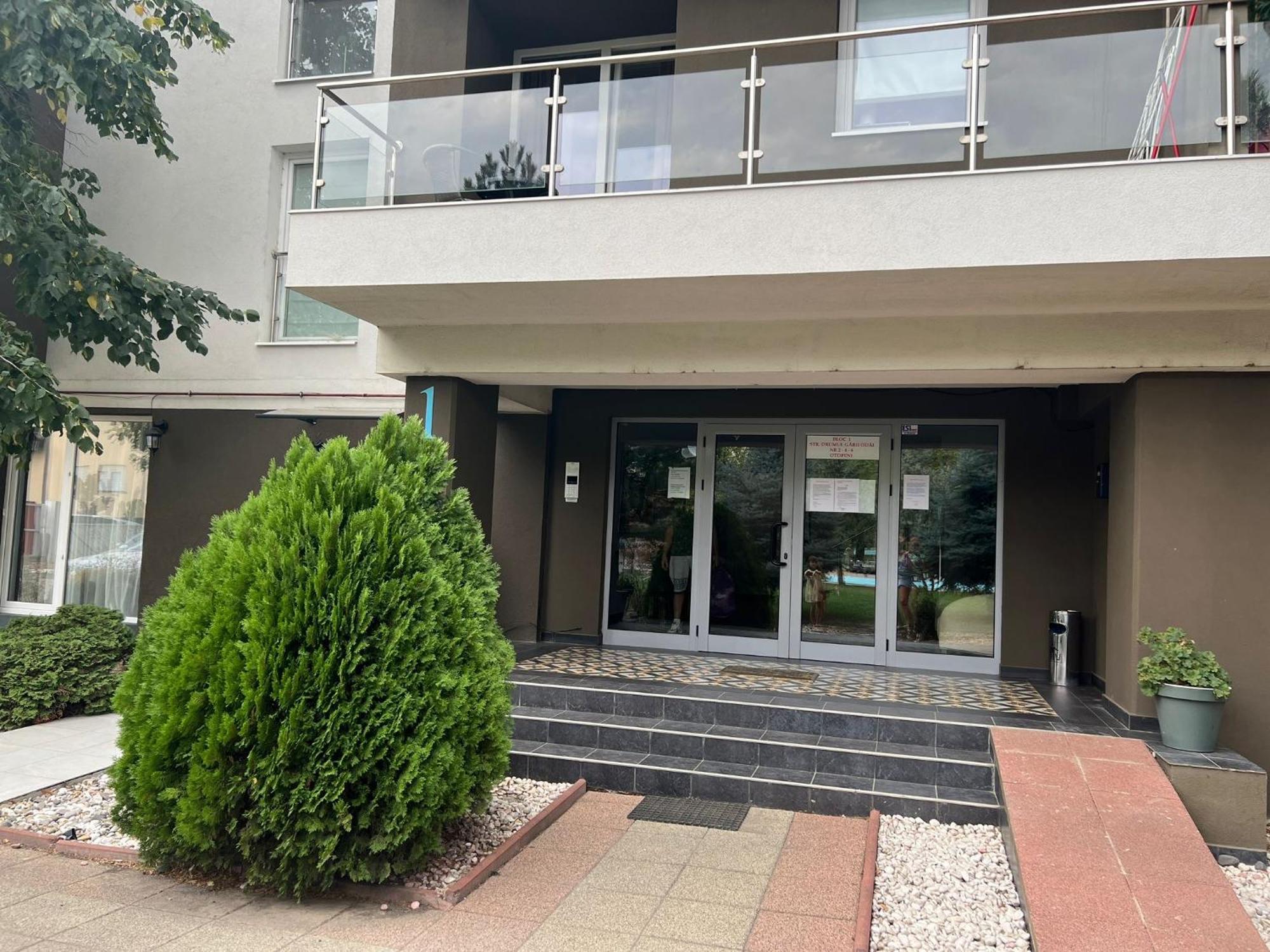 Tranzzit Airport Apartament Otopeni Exterior photo